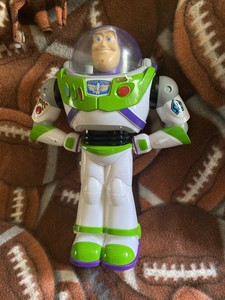 buzz lightyear bubble wand