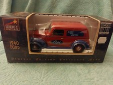 Liberty Classics by Spec Cast 1940 Ford Bank Red Blue