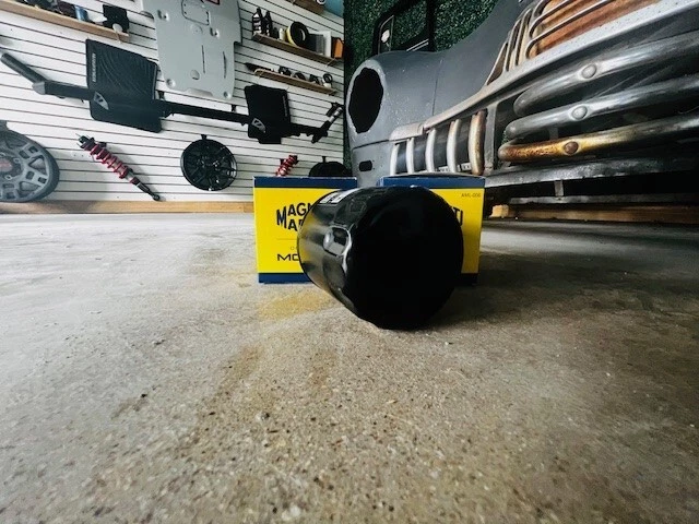 (3) Filtro de aceite de motor Mopar 1AML00006A Foto 2 de 4