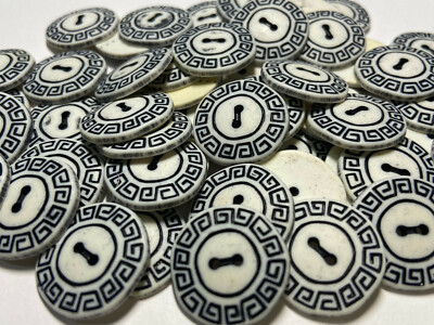''GREEK KEY'' Pattern Matte White/Black Engraved Euro Button 15mm 18mm 2hole