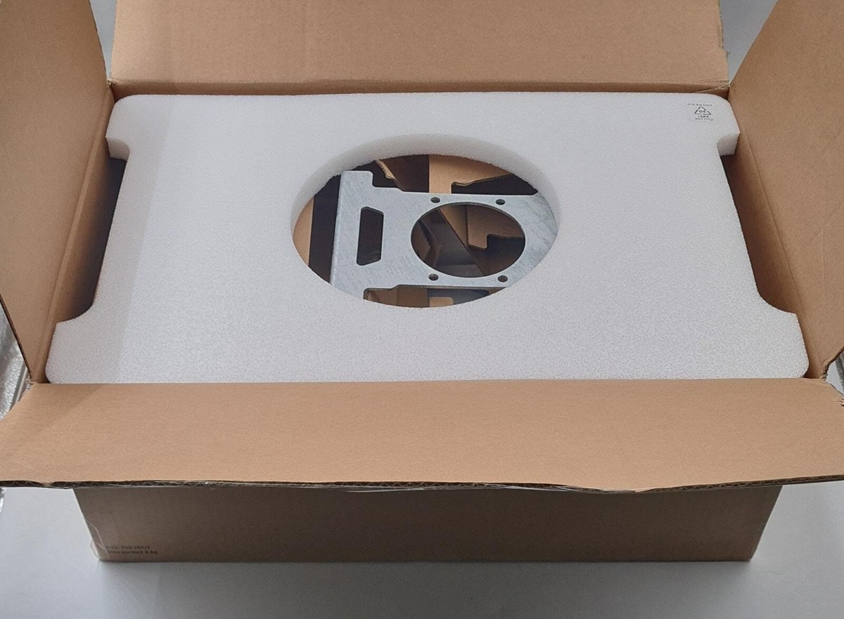 NEW- Ericsson Radio MINI-LINK 6366/1 BFL 510 116/1 R1A All-outdoor