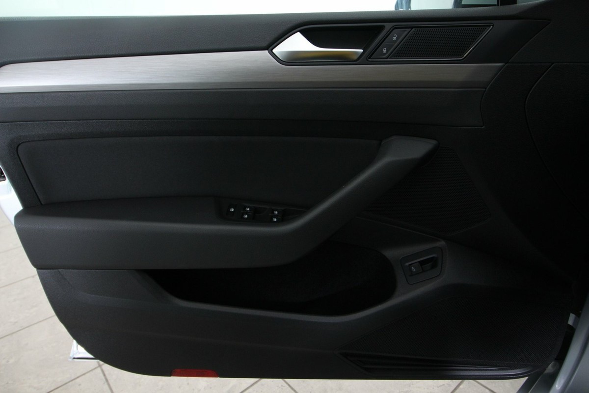 VW Passat 1,4 TSi 150 Trendline Vari.