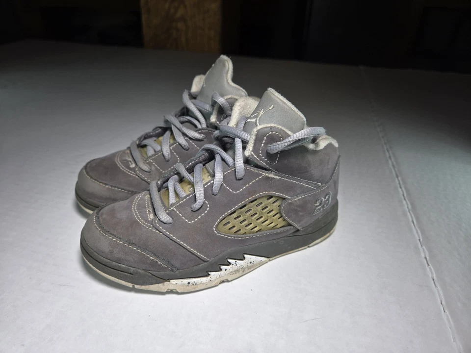Jordan 5 Retro TD Wolf Gris 2011 Talla 9c Usado 440890-005 Foto 3 de 4