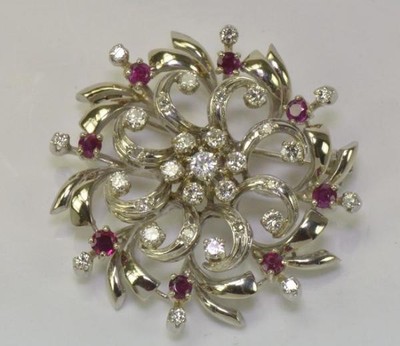 Brosche mit Brillanten Diamanten 1,0 ct Rubine 18 Kt. 750 Gold Nadel