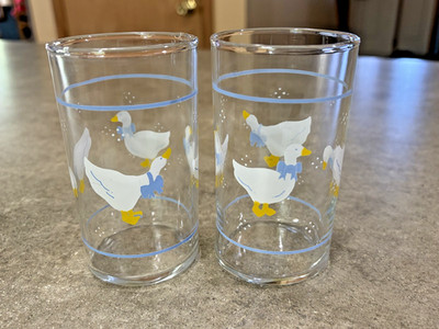 Vintage Libbey Goose Juice Glasses Set of 2 Country Kitchen Blue Ribbon 4''
