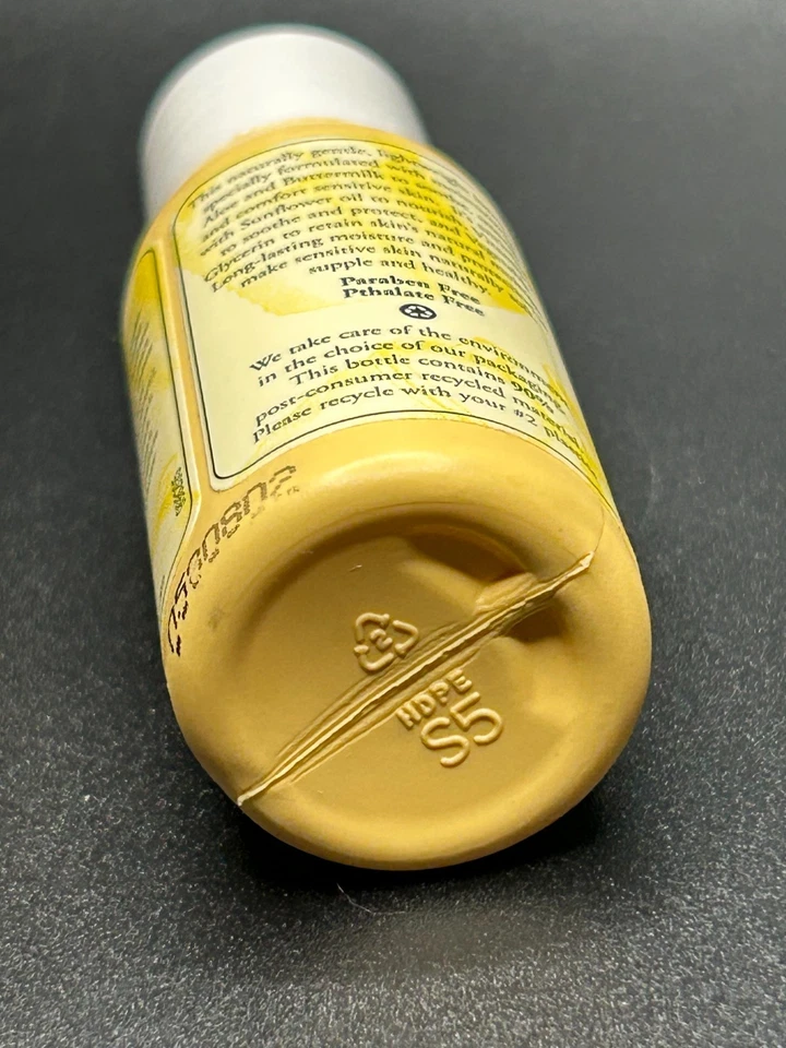 Loción de suero de leche Burt's Bees 1 oz + crema de manos de plátano de cera de abejas 0,25 oz + bálsamo labial Foto 4 de 4