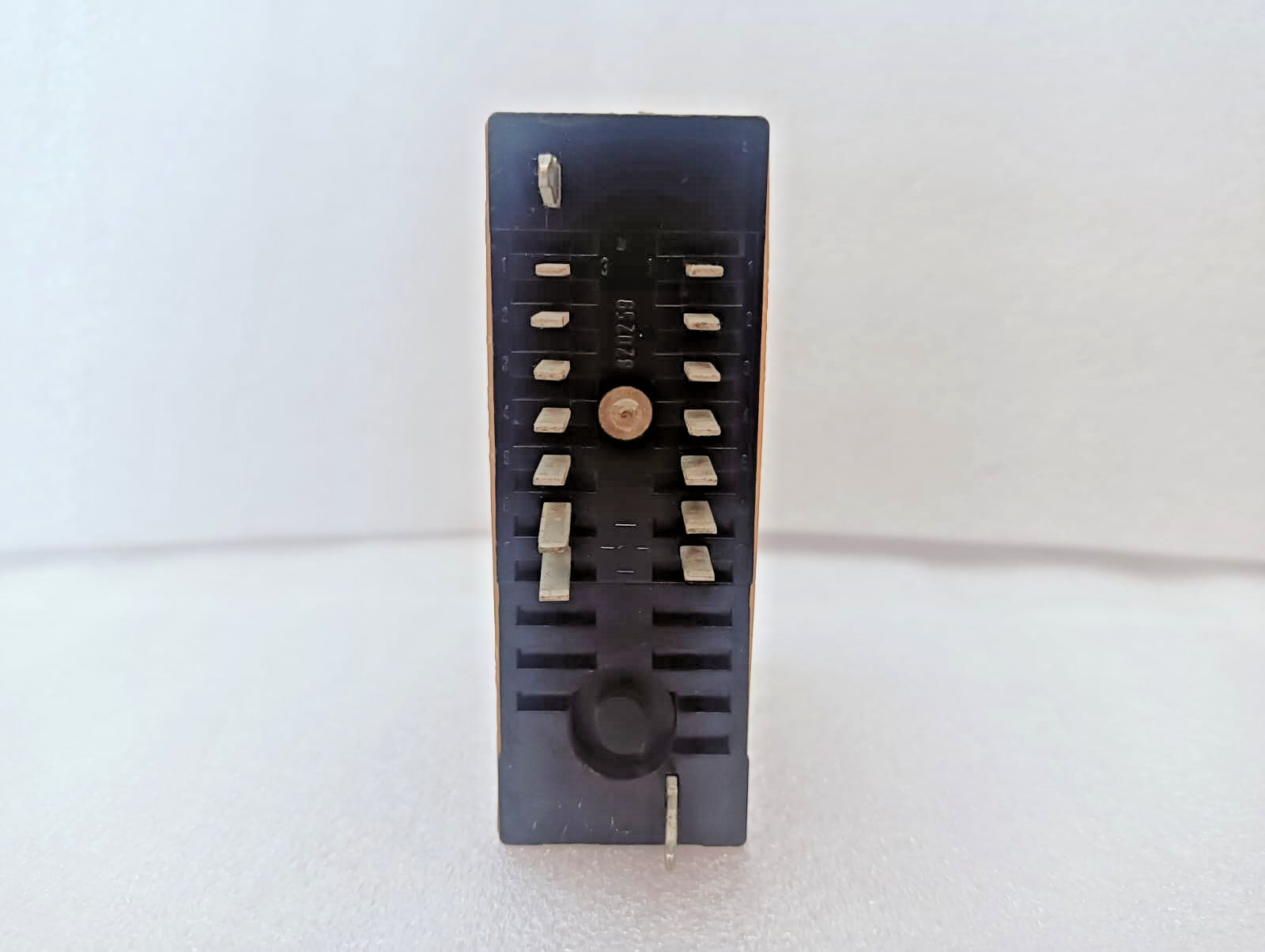 Relog 2 RH 01 Relay 48 Vdc Ip40 Tgl 26047 Spule 807825/08 (01)