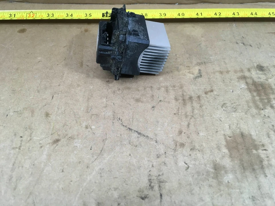 Mini Cooper R55/R56/R57 2006-2013 soplador motor calentador resistencia regulador OEM. Foto 2 de 4