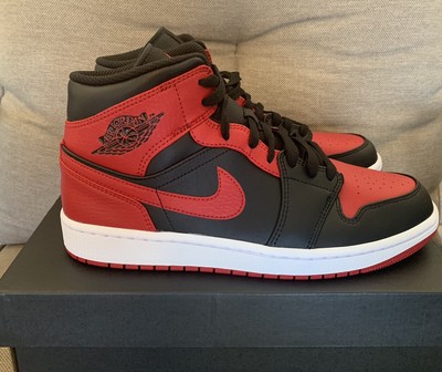 jordan retro 1 mid black and red