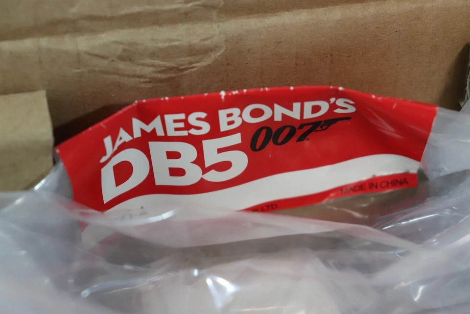 Eaglemoss G E- Fabbri Parte 071 Posteriore Corpo James BOND'S Aston Martin DB5 - Immagine 3 di 4