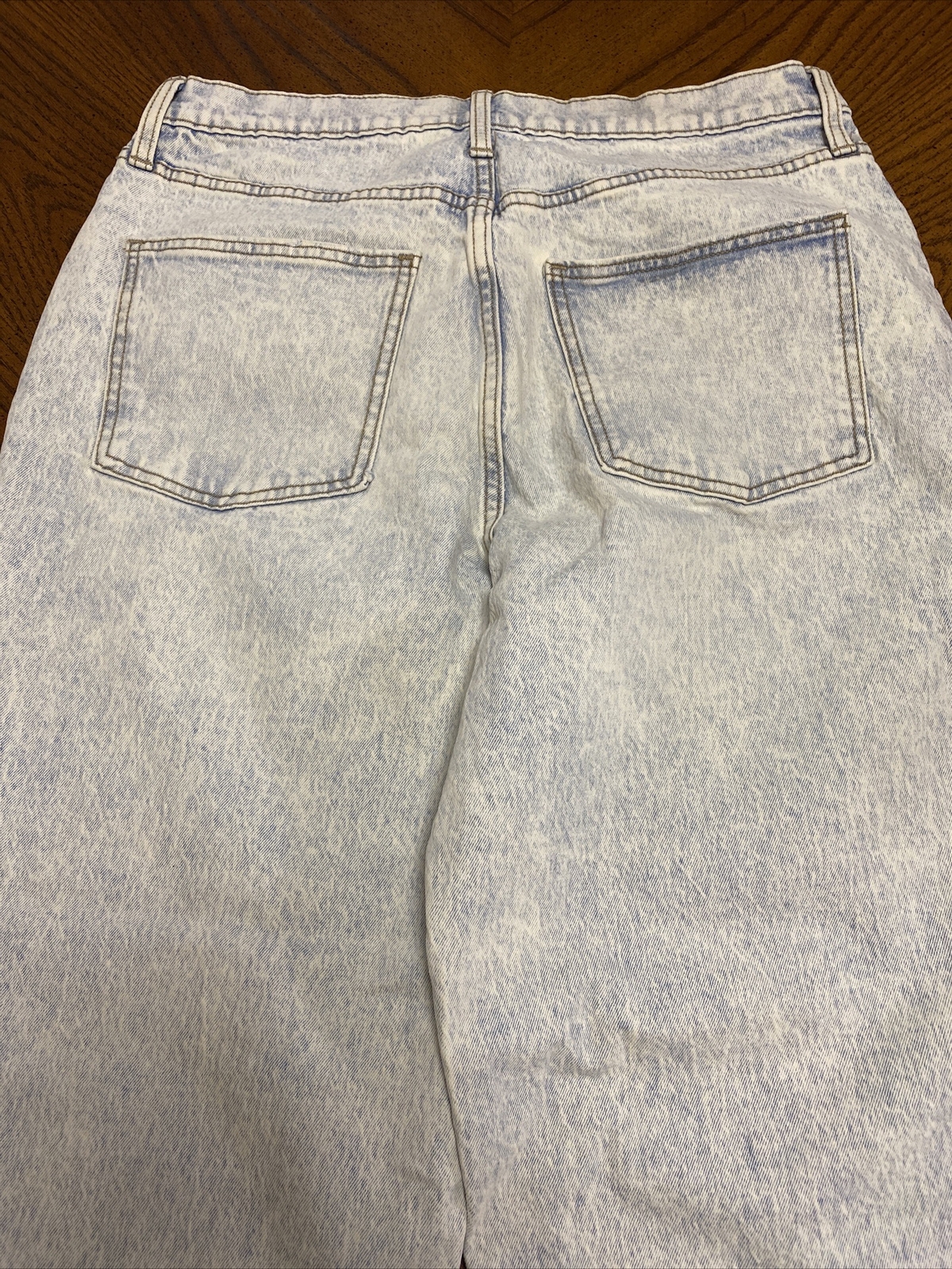 Women’s Universal Thread Stonewashed Blue Jeans 1… - image 10