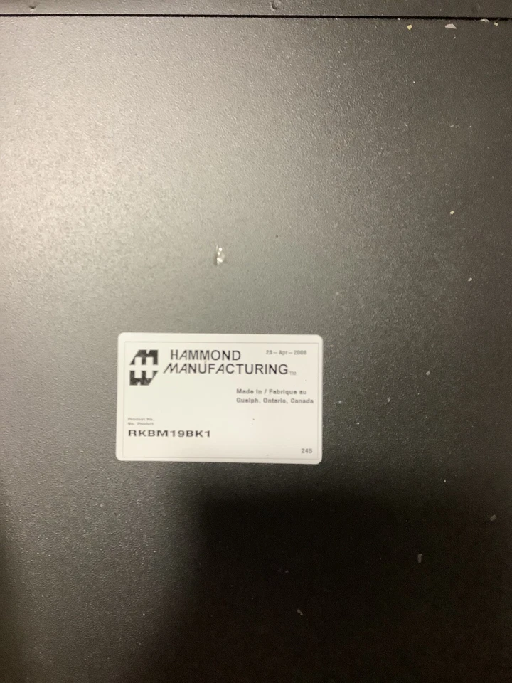 Hammond Manufacturing Railmount 19” Shelf Rack - Image 4 of 4