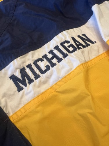 Vintage Y2K University Of Michigan Champion Embriodered Windbreaker Jacket - Imagen 3 de 8