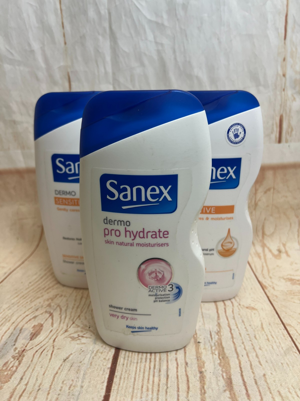 Sanex 3 x 500ml Dermo  1x Pro Hydrate & 2x Sensitive Shower Cream *BUNDLE*