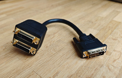 DVI Splitter / Y-Adapter (1x DVI auf 2x DVI)
