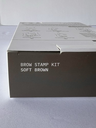 The BROW STAMP Professionelles Augenbrauenschablonen-Set von MadLuvv - Soft Brown Finish - Bild 7 von 7