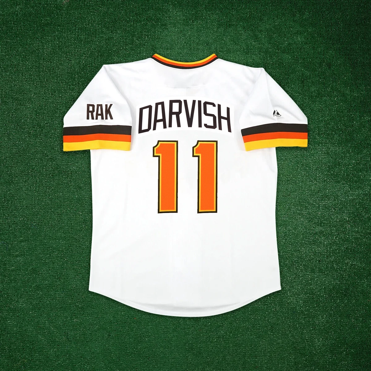 Preços baixos em Yu Darvish Regular Season MLB Fan Apparel