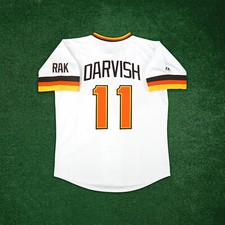 Yu Darvish Autographs Coming Exclusively in Topps Products 21