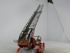 Foto 9 di 16