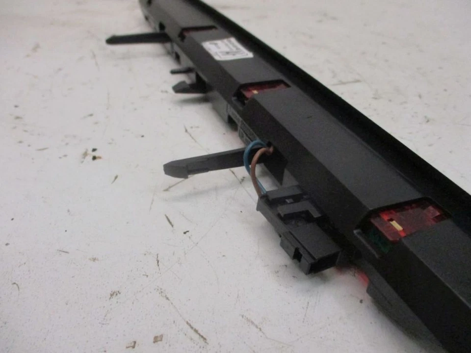 Luz de Freno Tercera Adicional Apto para Opel Vectra C Caravan 1.9 CDTI - Imagen 3 de 4