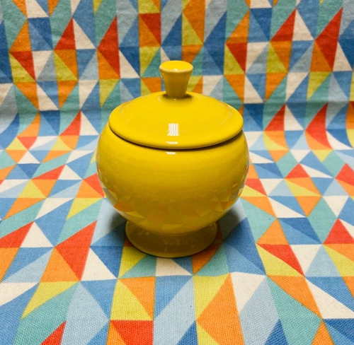 New Fiesta retired INDIVIDUAL COVERED SUGAR BOWL sunflower yellow FIESTAWARE