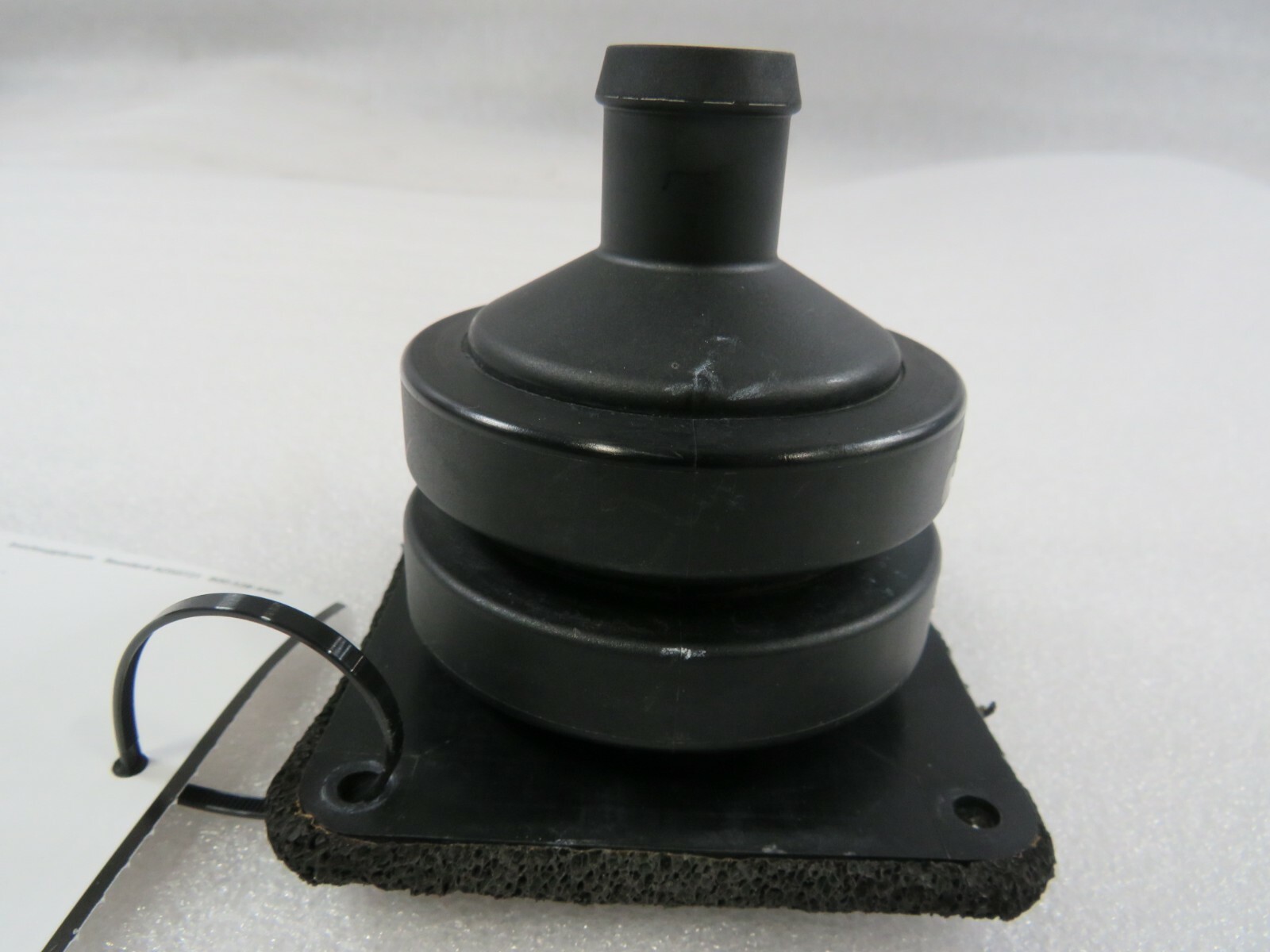Mclaren 570s, Air Valve, Used, P/N 14F0664CP