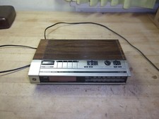 vintage general eletric alarm clock radio model no. 7-4634b digital am/fm