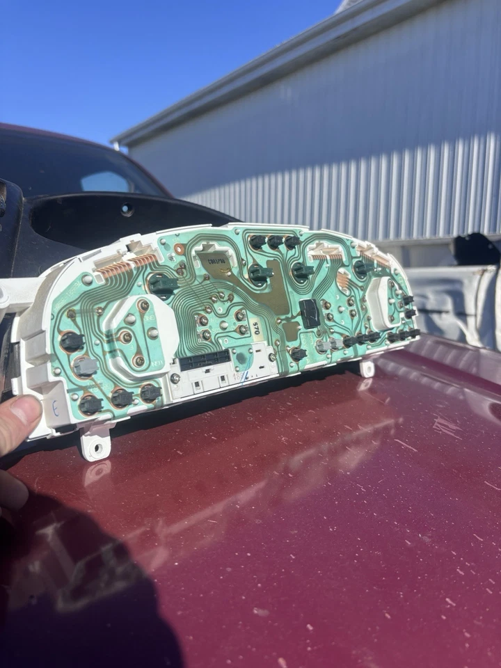 Cluster Toyota Tacoma SR5 calibre 4x4 1998-2000 - Imagem 4 de 4