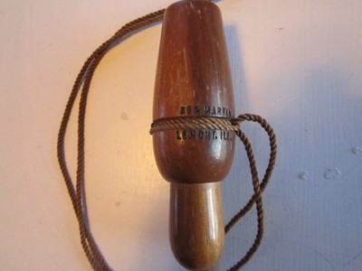 Vintage Ken Martin Duck Call Lemont, ILL with original Martin lanyard EUC