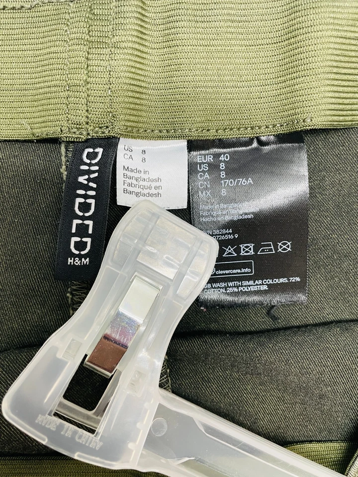 Pantalones planos elásticos ajustados de pierna recta de tiro alto verde talla 8 de H&M Divided para mujer Foto 4 de 4