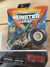 Spin Master Monster Jam Wheelie Bar ZOMBIE Green Bone Yard Truck Series 20
