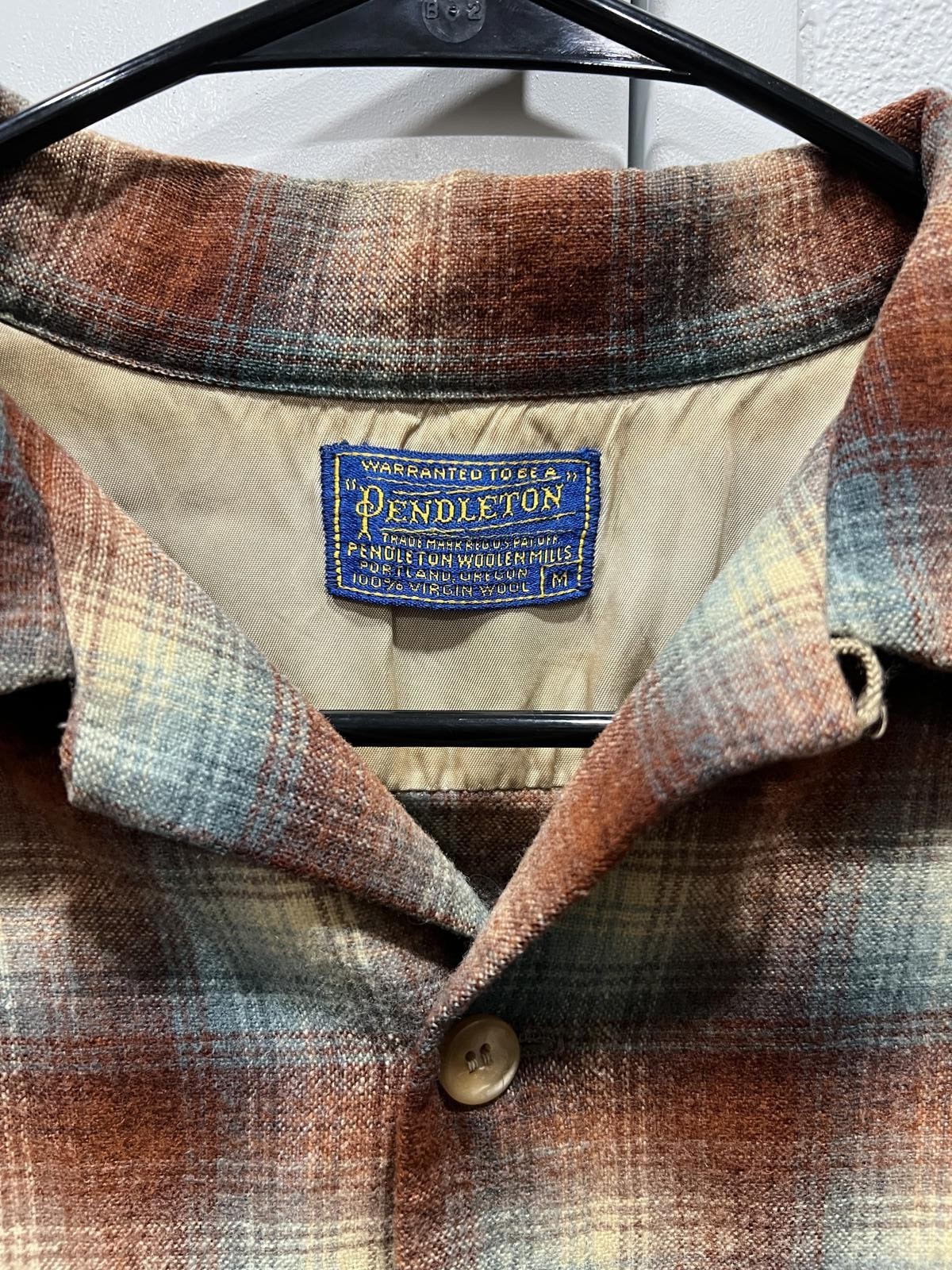 60s Pendleton Shadow Plaid Loop Collar Flannel - image 2