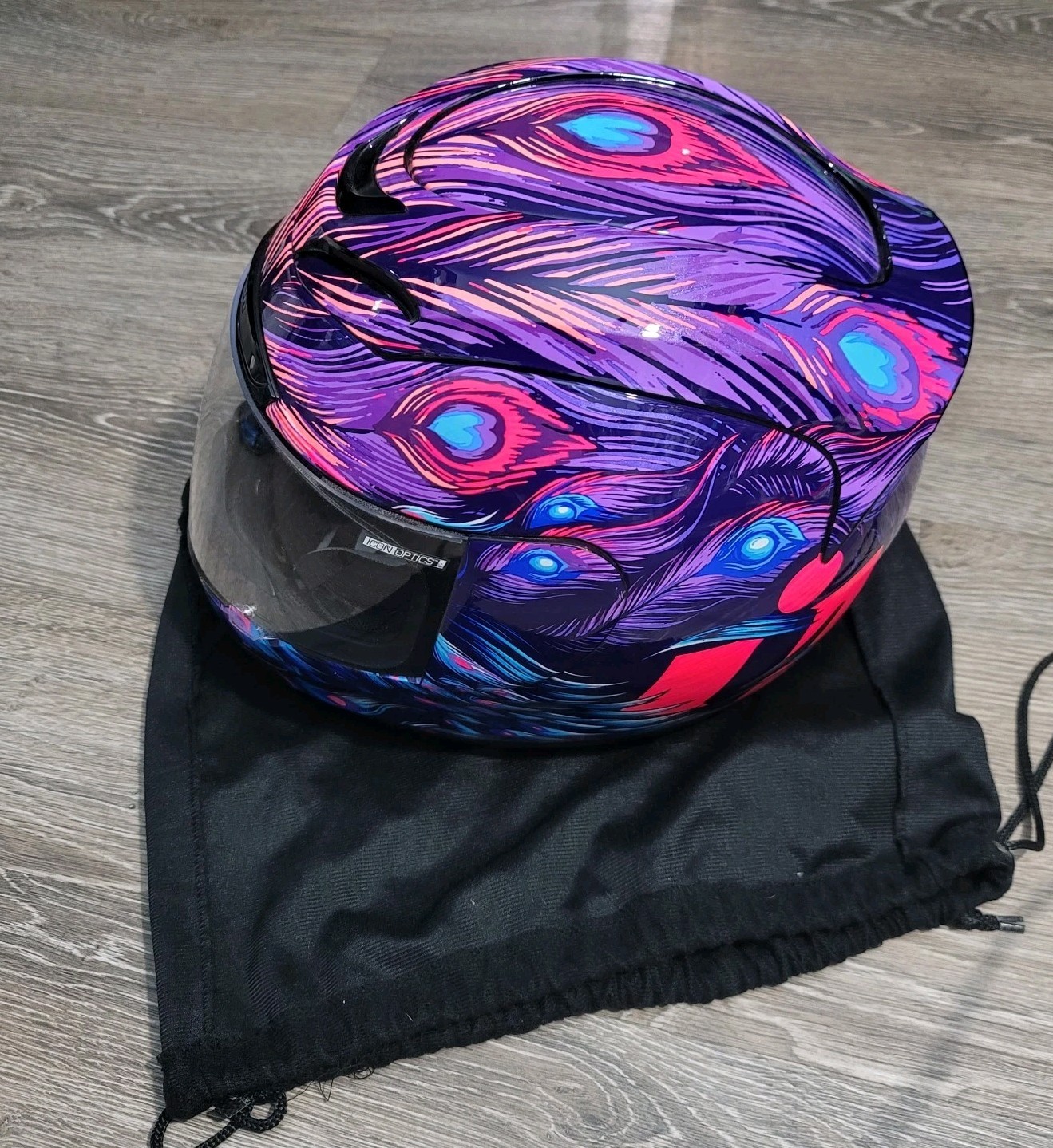 Woman's Icon Airmada Opacity Motorcycle Helmet Size Medium 