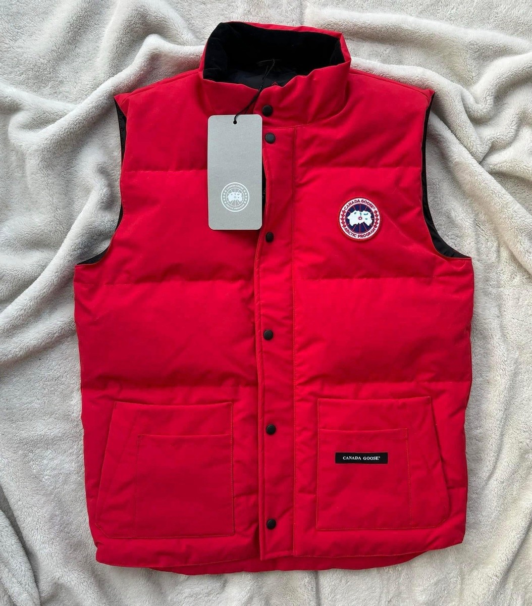 【極美品】  FREESTYLE CREW VEST Canada Goose Red Freestyle Crew Vest Gilet Classic Label - New