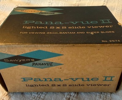 2 Sawyers Pana-Vue I Lighted 2x2 Slide Viewer With Box - One Damaged
