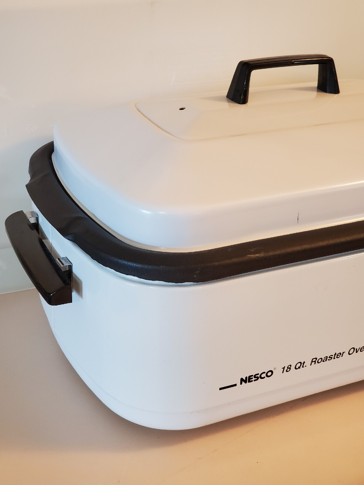 NESCO Electric 18 Qt. Turkey Roaster Oven, Model 420814. Tested works