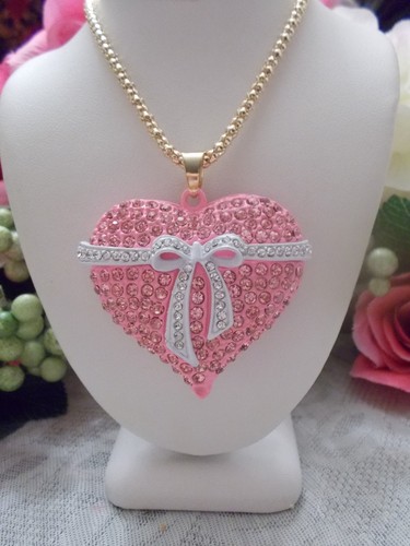 BETSEY JOHNSON SPARKLING PINK HEART BOWTIE LONG CHAIN PENDANT NECKLACE - Picture 4 of 4