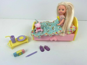 muñeca kelly varicela