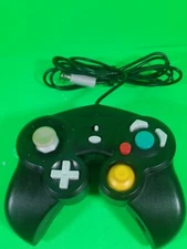 Nintendo Gamecube Controller joytech. BLACK. NOT TESTED BUY AS IS.  (B11)