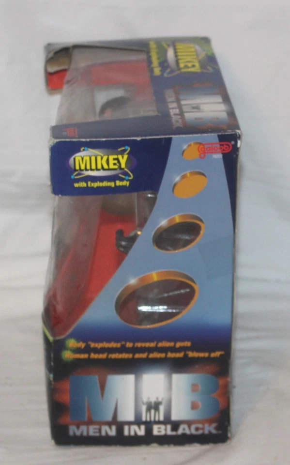 Figura de acción alienígena Galoob 1997 Men In Black MIKEY con cuerpo explosivo sin usar, en caja Foto 4 de 4