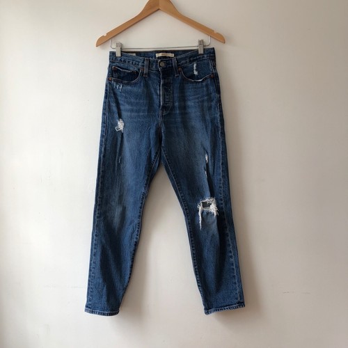 Wedgie Straight Distressed Jeans Size 
