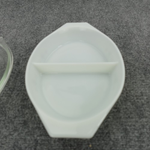 Pyrex Casserole Dish Town And Country Oval 1 1/2 Qt Divided W/ Lid Vintage - Picture 5 of 13
