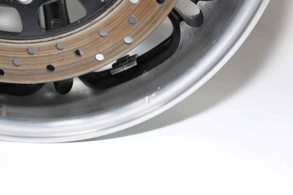 Llanta trasera 16X4,5 OEM Yamaha V Star 950 Xvs950 09-17 Foto 3 de 4