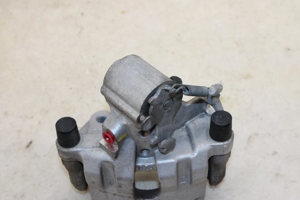 Комплект суппортов небесного тормоза 2007-2010 Saturn от оригинального производителя MO107 - Изображение 3 из 4