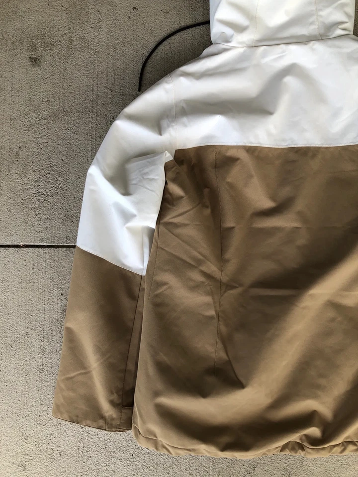 Женская большая утепленная куртка Volcom с болтом (б/у) - Изображение 4 из 4