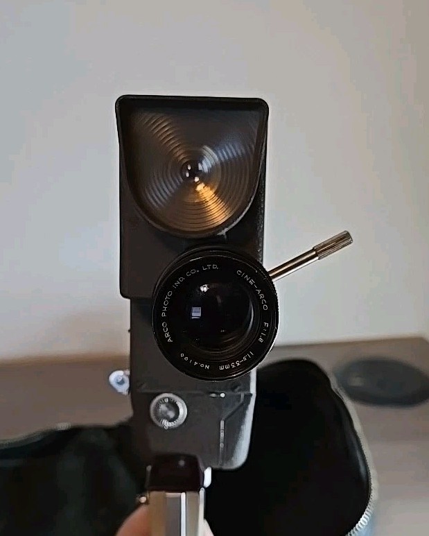 Vintage 1950s Arco 8 8mm Movie Camera Made In Japan. Untested