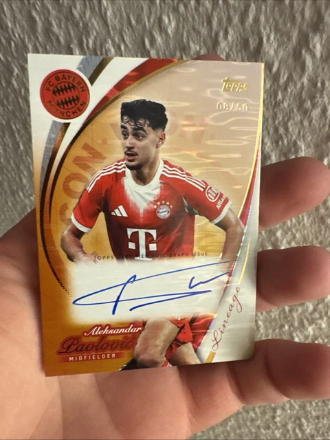 Aleksandar Pavlovic On Card Auto /50 Gold Topps Lineage FC Bayern München 25/26