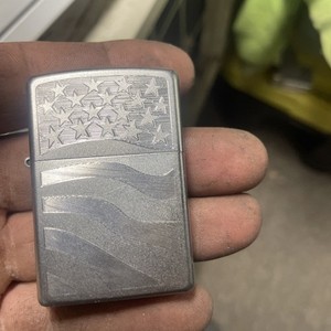 Used  Rare American Flag Laser Engraved High Polished Chrome Zippo Lighter