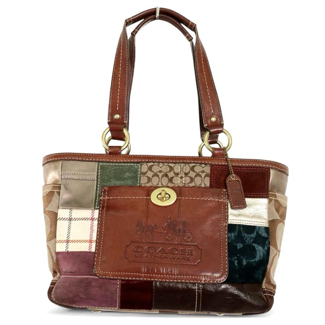 Coach Patchwork Turnlock Tote Bag in Signature Print #QO2SZF