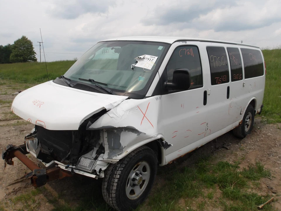 Used Front Right Door Window Regulator Front fits: 2005 Chevrolet Express 1500 v - Imagem 2 de 4